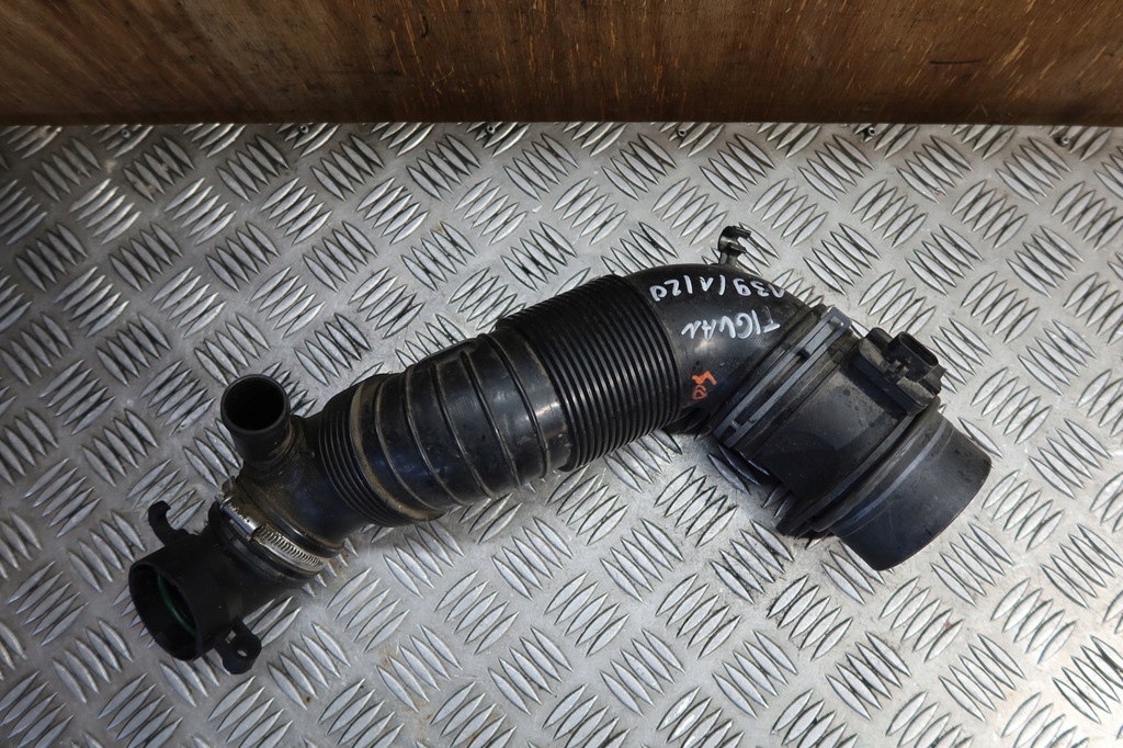 фото №1, Шланг повітря турбіни tiguan 5n0129656