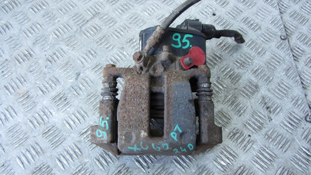 фото №1, Volvo xc60 супорт правий задня задній 09-17