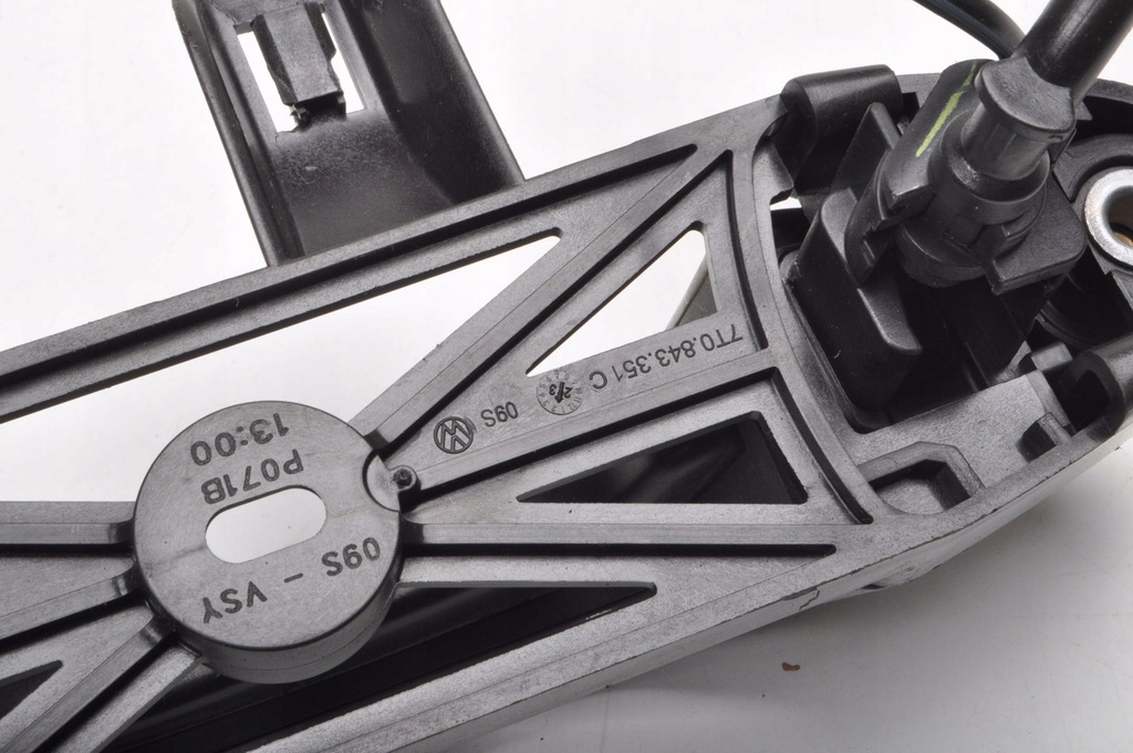 фото №11, Ford tourneo connect mk3 ручка дверь левый задняя 7t0843351c