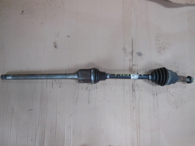 фото №1, Приводной вал правая jaguar f-pace x761 velar 2.0d