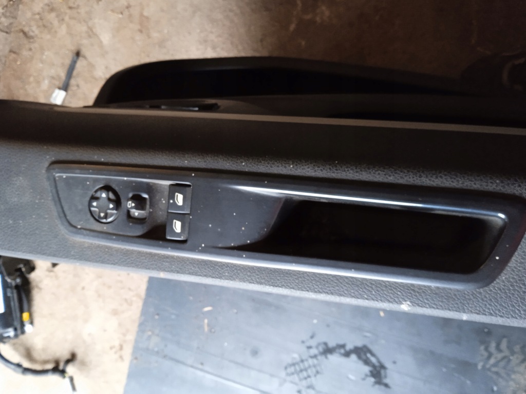 фото №1, Переключатель окон левый перед traveller proace