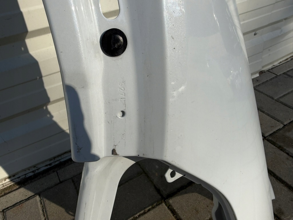 Купити Крило ліве перед ліве передній audi e-tron 4ke європа