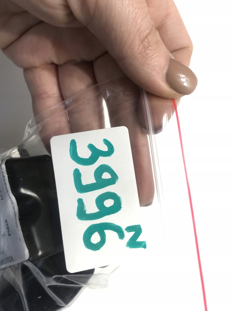 фото №5, Комплект vw golf 7 кронштейн крила 5g0810380a