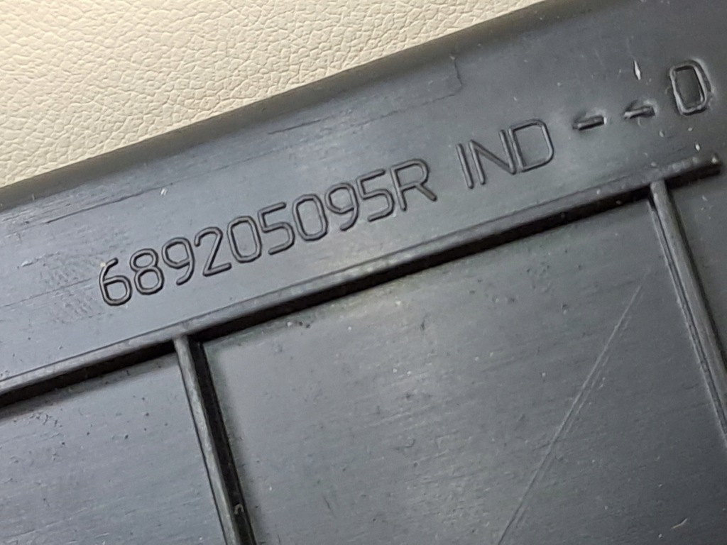 фото №8, Dacia sandero iii stepway 21 заглушка консоли левая