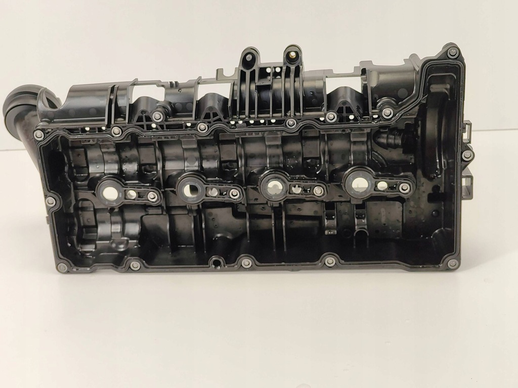 фото №10, Bmw g60 x3 g45 520d 523d 520dx b47p b47d20b крышка клапанов головки 8490023