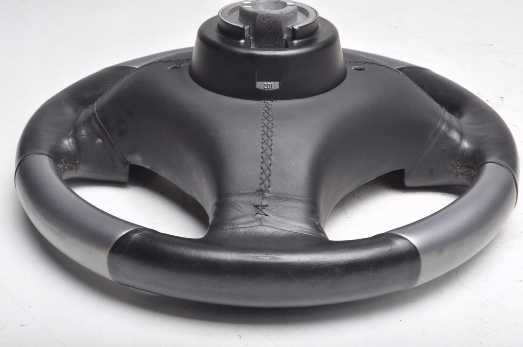 фото №7, Aston martin vanquish i vantage воздуховод кожаный