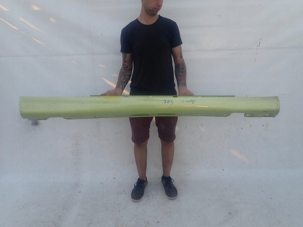 фото №1, Mercedes c-kl w203 sportcoupe молдинг порог правая