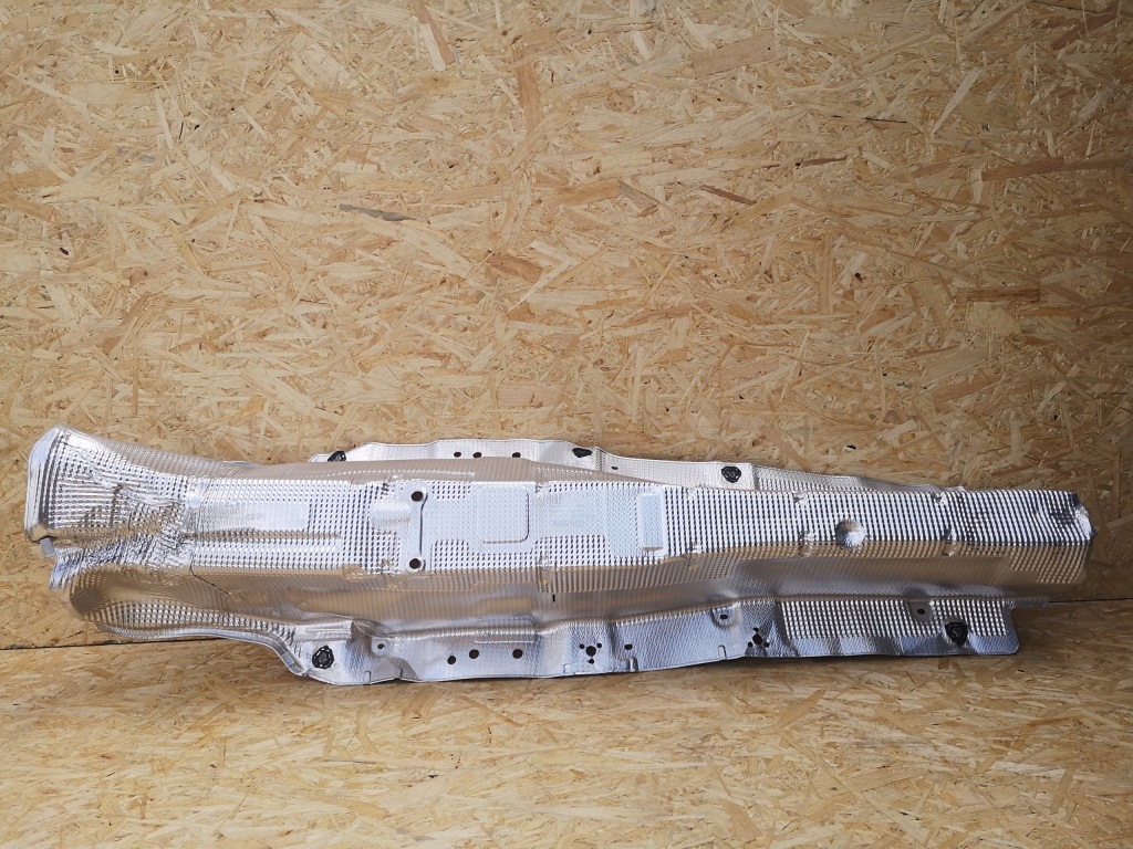 фото №5, Vw golf viii защита тепловая 2q0825671b