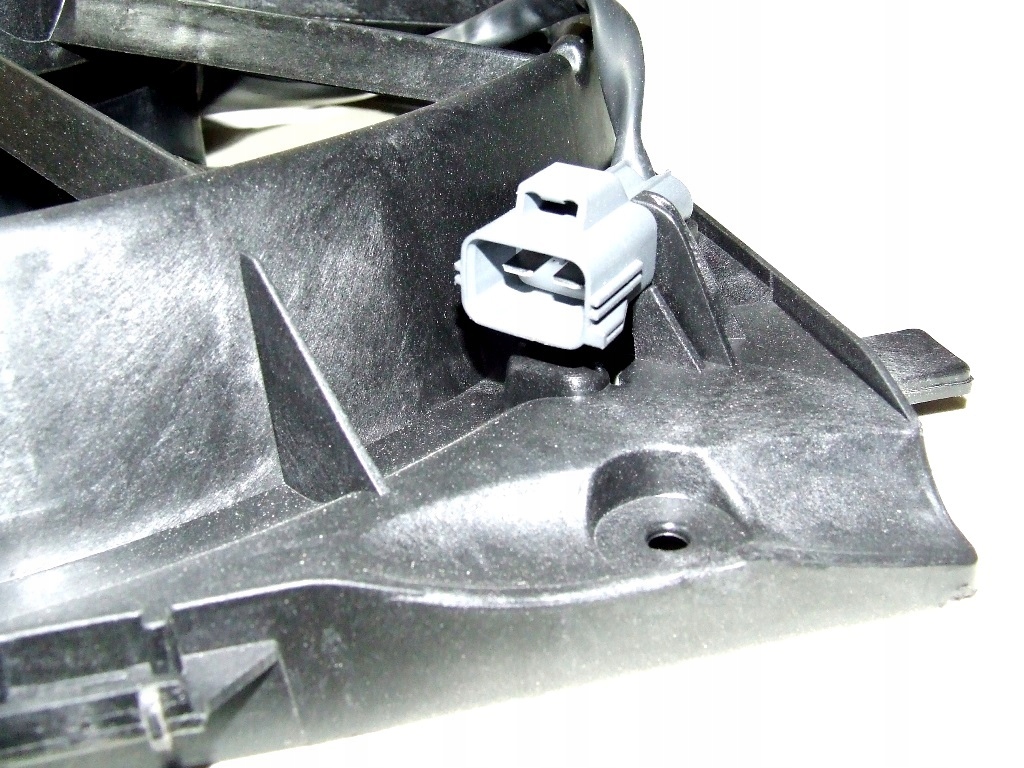 Корпус вентилятора радіатора ford transit 2016 - 2.0 ecoblue gk21-8c607-ac Зі Шроту