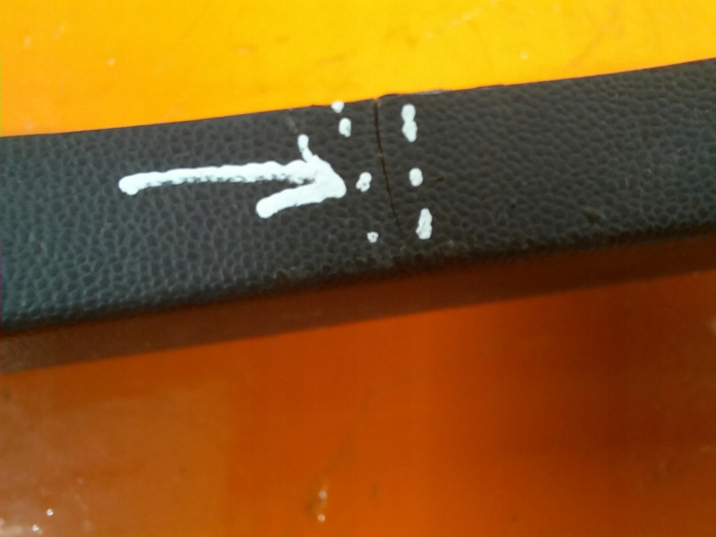 Mercedes gla i 1 13-19 crossover молдинг крыла задний  левый a15688515oo в Украине