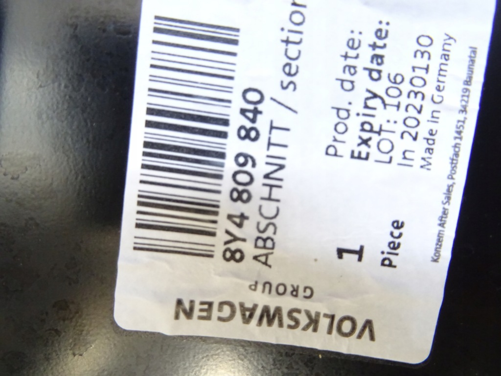 Купити Audi a3 sportback 8y4 поріг стійку  правий 8y4809840