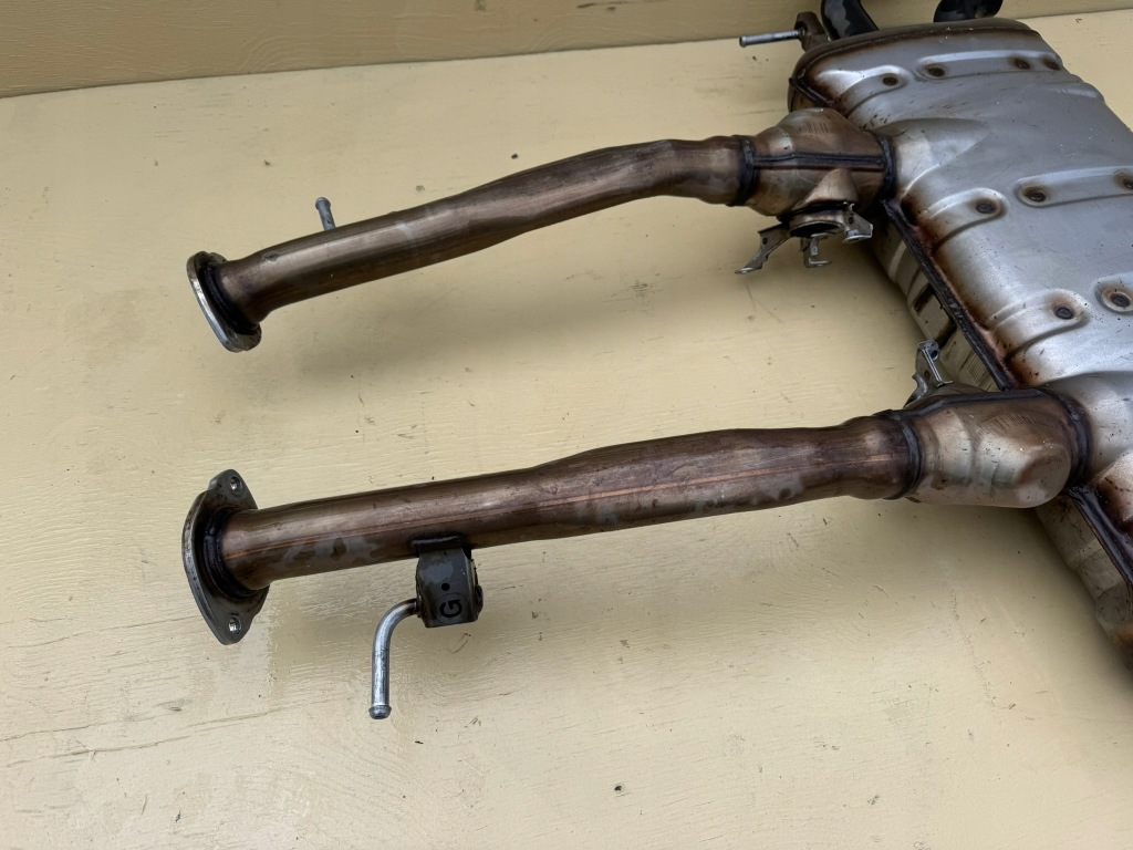 фото №9, Lexus lc 500 17r- наконечник вихлоп вихлоп гасник toyota 13834 sango