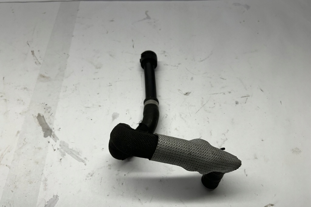 фото №10, Труба охлаждение porsche cayenne 92a 7p6122109c 3.0l дизель 180kw 2015