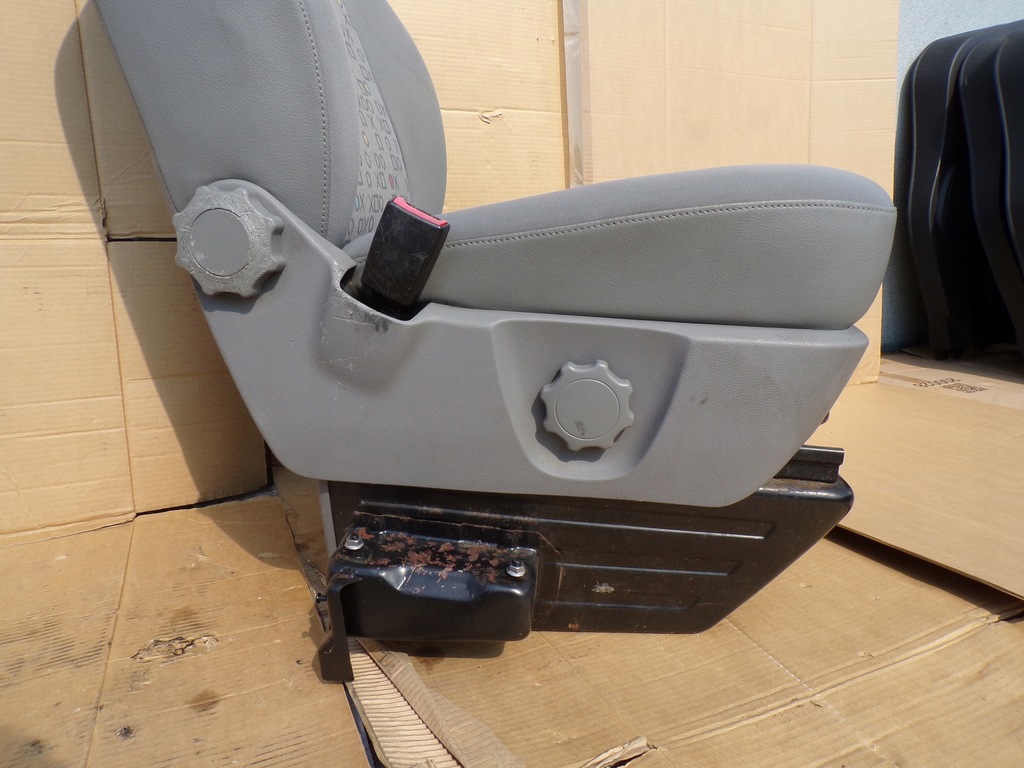 фото №7, Vw t5 transporter сиденье передний перед водителя левый