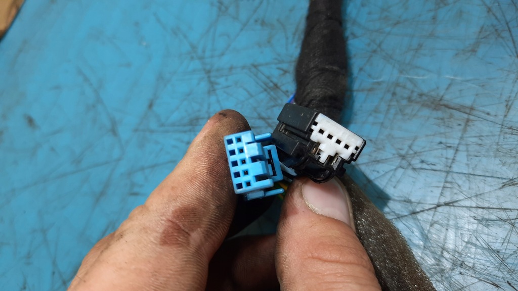 фото №7, Жгут дверь перед 31275435 volvo s60 ii v60