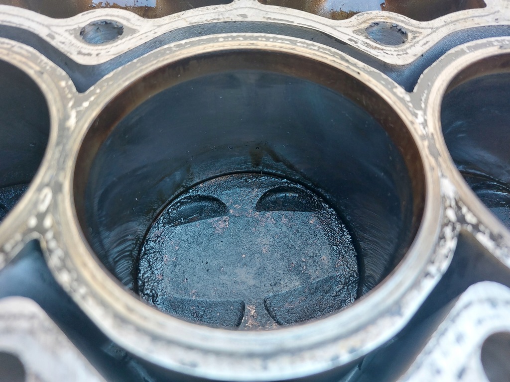 фото №13, Блок двигателя поршни mini r60 1.6 b n16b16a 13r