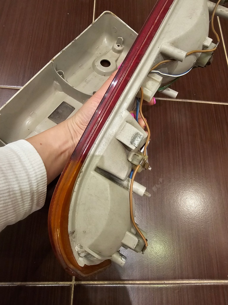 фото №11, Лампа правий задня bez тріщини bmw 3 e21