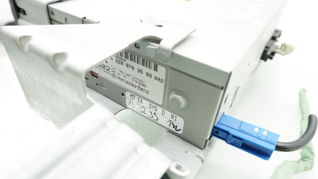 фото №3, Mercedes slk r171 считыватель навигации a2208703589 радио