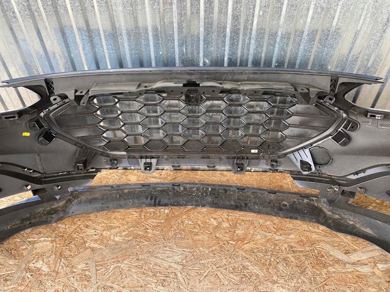 Бампер передній ford kuga mk3 st line 19- + решітка радіатора Ціна