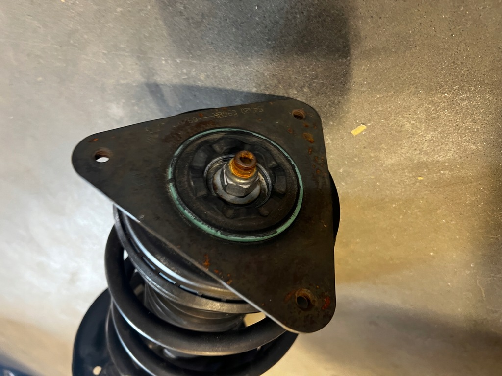 фото №3, Амортизатор перед передний renault megane iv