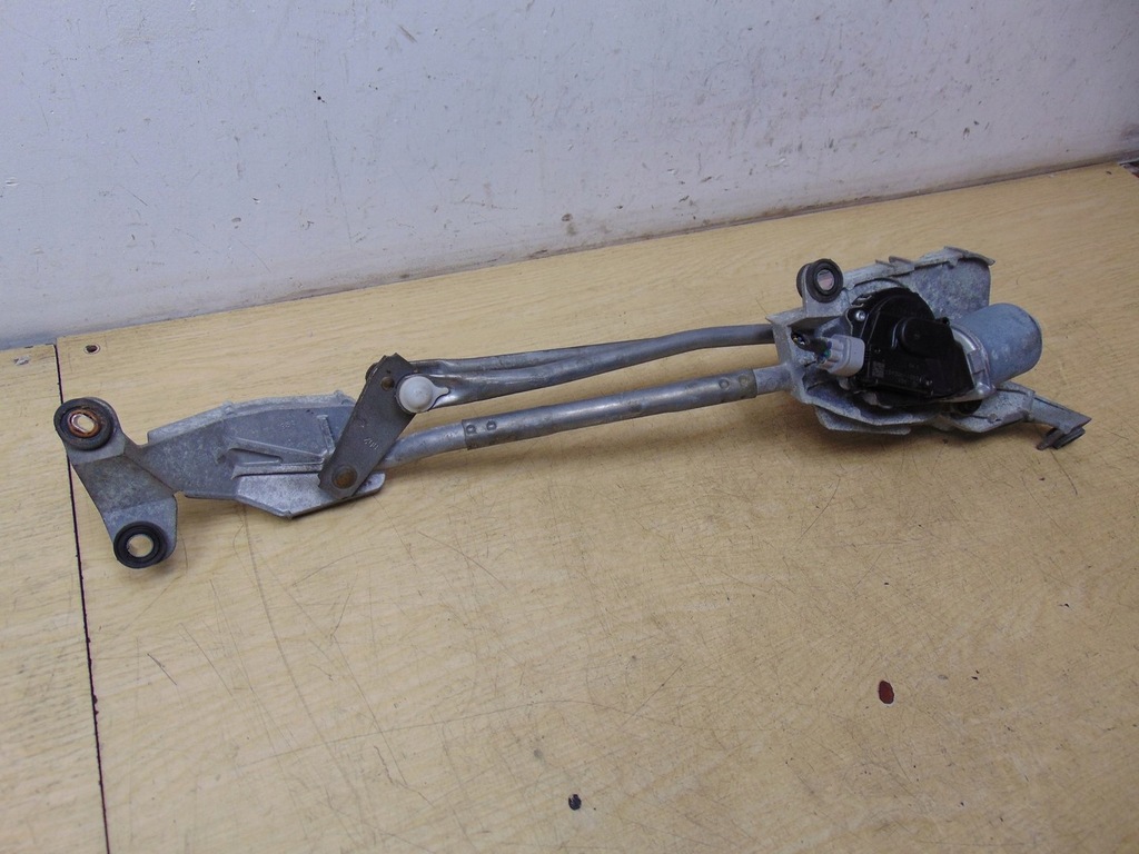 фото №13, Механизм двигатель дворник outlander ii 2 europa