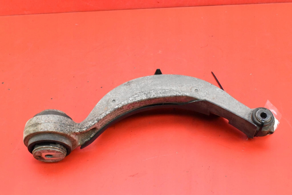 фото №4, Рычаг левый перед нижний gx73-3c256 jaguar xe x760 2.0 d 180 km 14-19