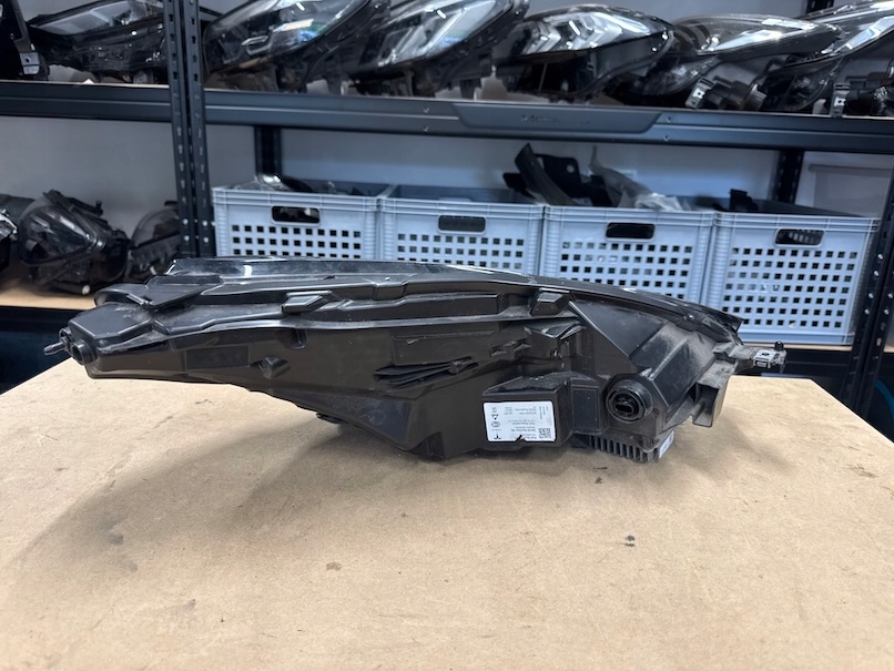 Tesla model 3 3 y рестайлінг  фара передня ліва full led оригінал Доставка