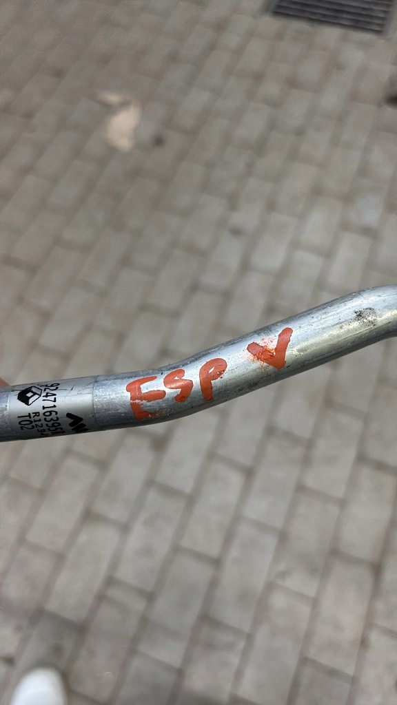 фото №4, Шланг кондиціонера renault espace v lift 2.0 dci 924716395r