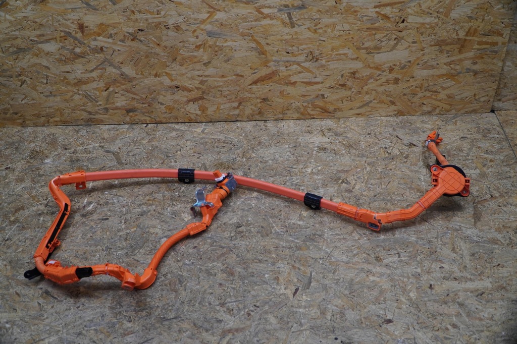 фото №11, Кабель шланг акумулятора 821h1-52110 lexus lbx 24r 0km 1.5 hybrid