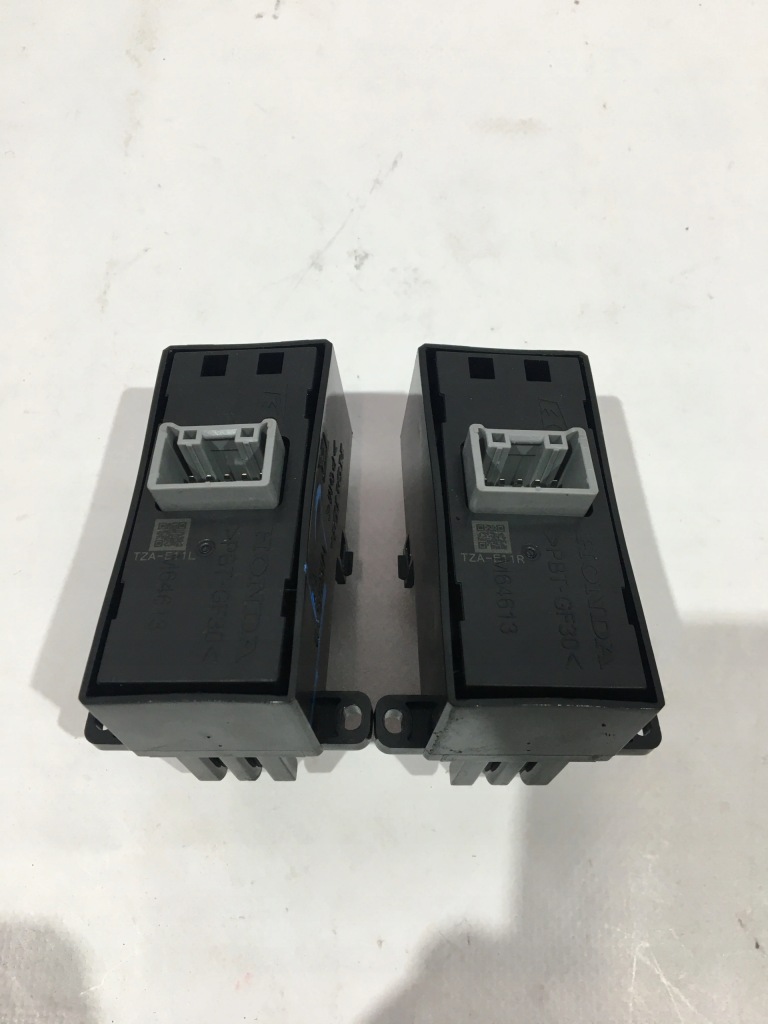 фото №2, Кнопка перемикач вікон задня jazz v 20- crosstar