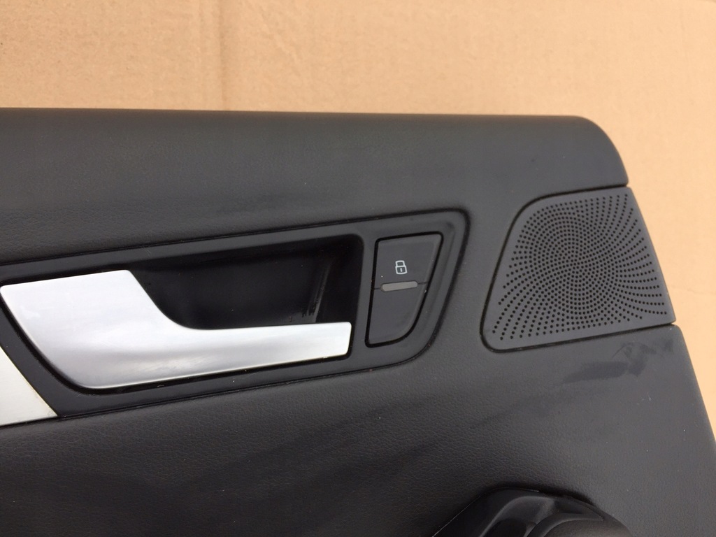 фото №5, Audi q5 8r обшивка двері лівий задня задній b&o