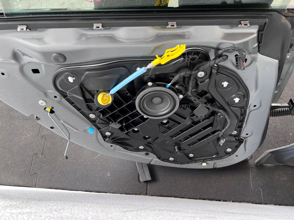 фото №6, Двері лівий перед задня bmw 2 f44 колір c4w