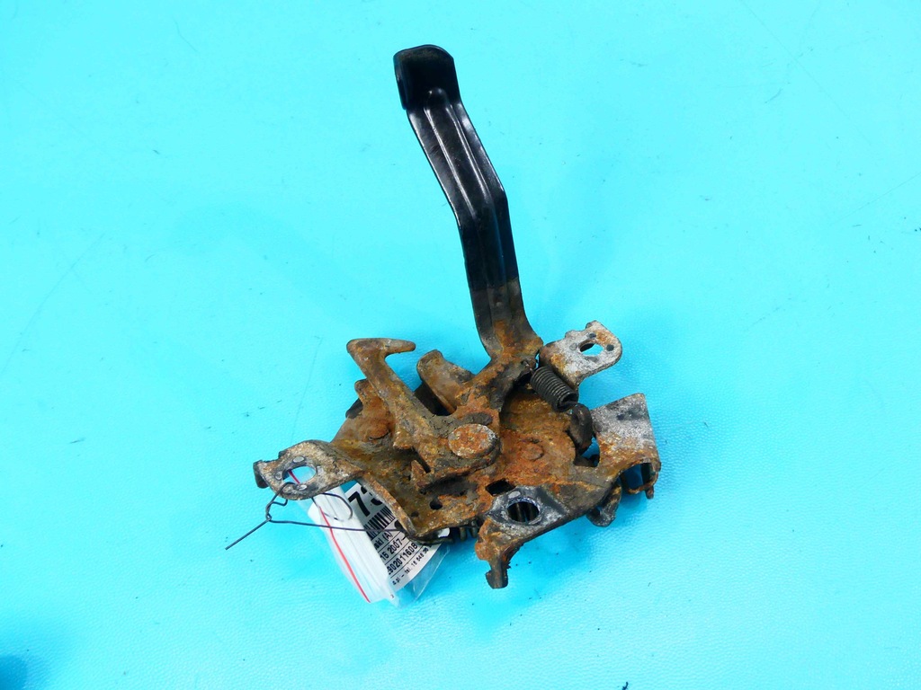 фото №1, Замок капот засов toyota corolla e15