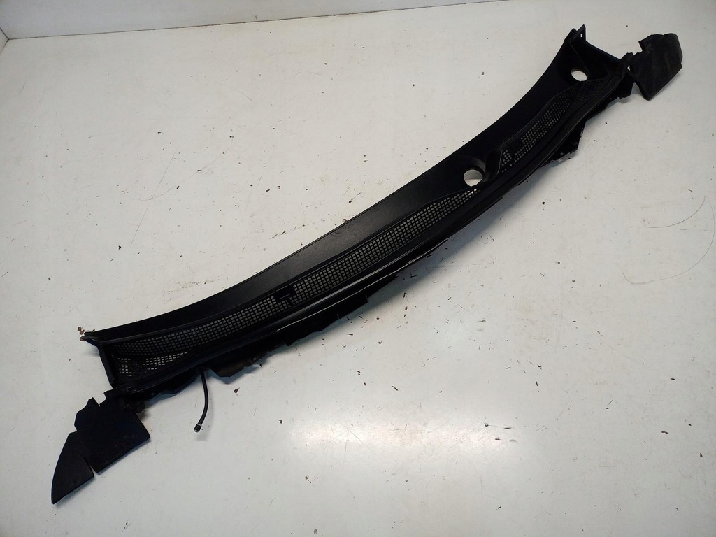 фото №1, Жабо пластиковый верхний renault kadjar 668107243r