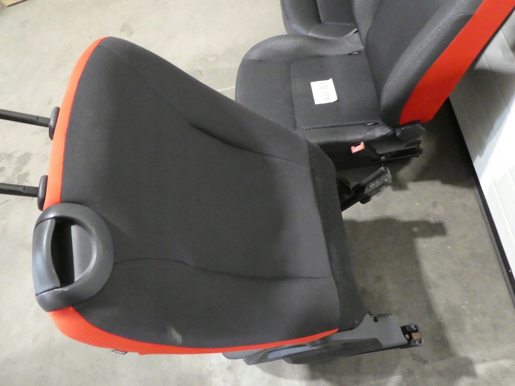 фото №14, Комплект сидінь renault clio iii 3d