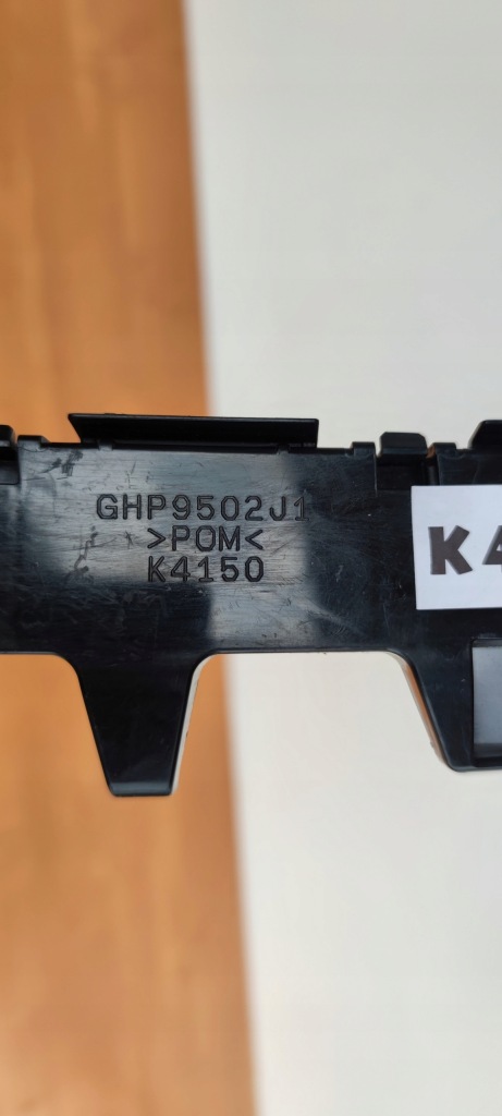 Mazda vi 6 kombi 12-18 rok напрямна бампера лівий задній Доставка
