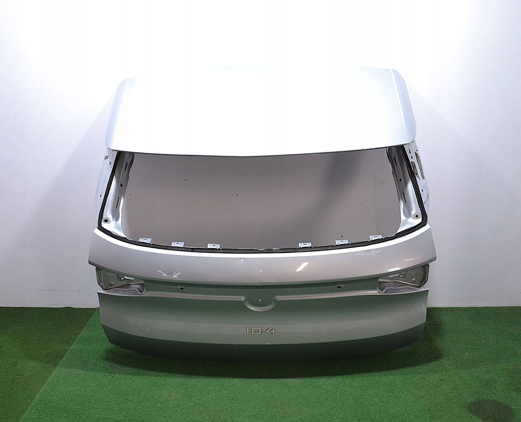 фото №1, Кришка багажника багажника задня volkswagen id.4 20-