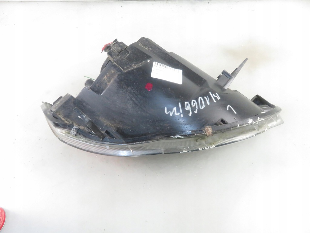 фото №6, Лампа левая передняя mitsubishi colt vi 8301b179