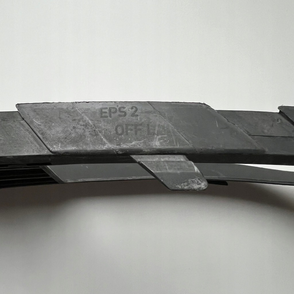 Opel insignia a 2008-2013 решётка левая w бампер 13269929 Недорого