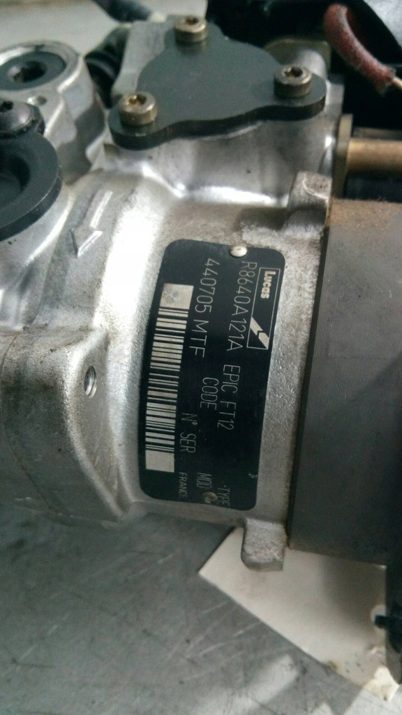 фото №3, Насос упорскування fiat punto ii 1.9d r8640a121a