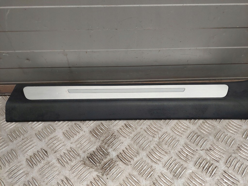 фото №8, Audi a8 s8 d4 4h 2013 перед сторона левая молдинг порог передняя