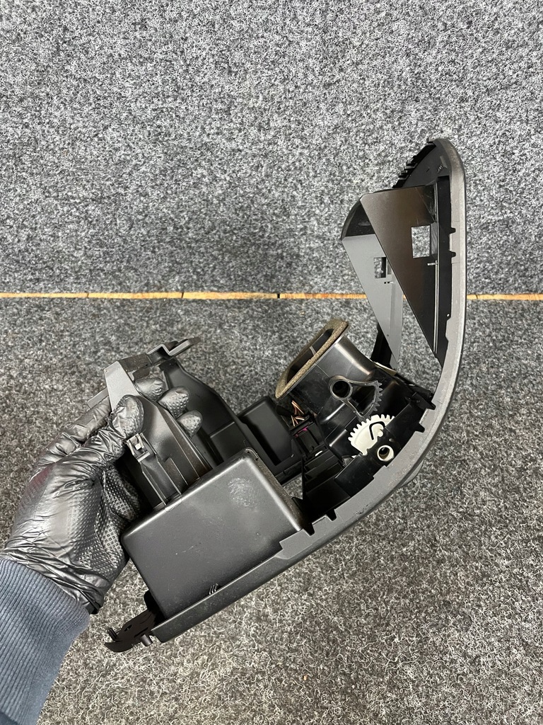 фото №6, Vw polo 9n3 рамка радио консоль средняя 6q0858069s