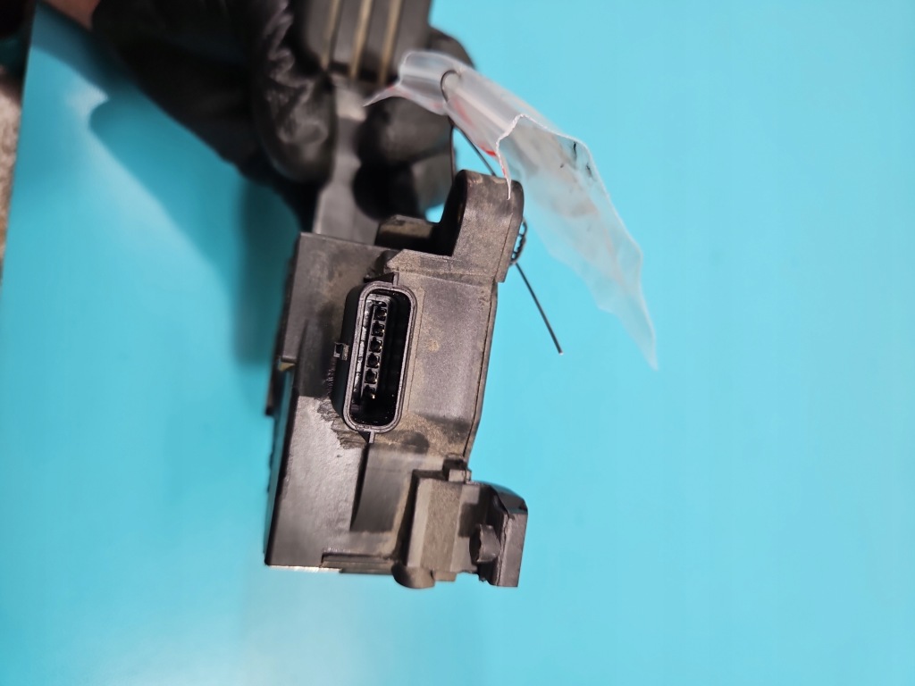 фото №4, Педаль газа потенциометр renault trafic iii 180024289r 2.0 dci