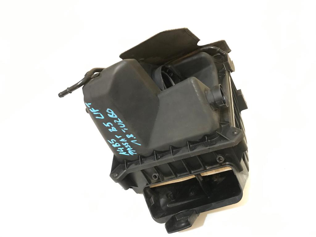 Корпус фильтра воздуха audi a4 b5 1.8 t 8e0133835a в Украине