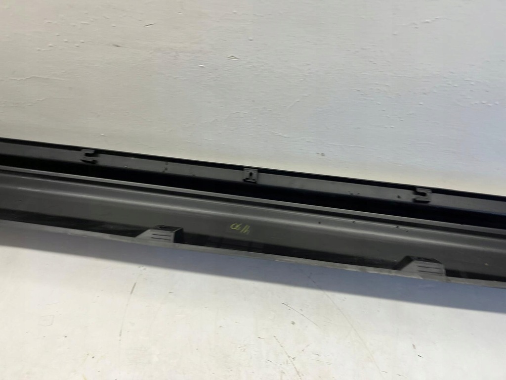 фото №14, Suzuki sx4 s-cross jyb ліва сторона пластикова захист поріг 77241-63t0