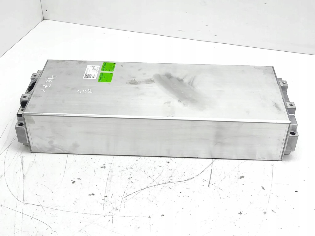 фото №7, Значок автомобиля vw id.3 e11 0z1915592h electric 107kw 2020