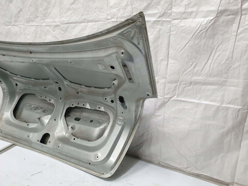 фото №8, Toyota avensis t25 03-09 sedan кришка багажника багажника