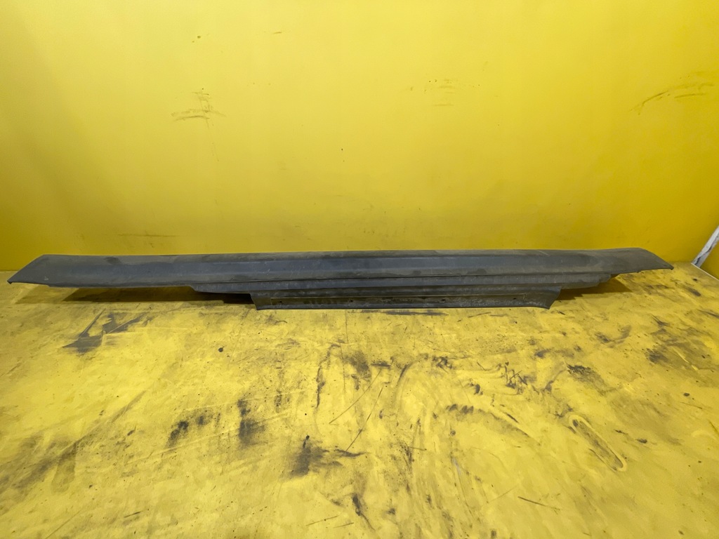 фото №1, Mini clubman r55- порог левая сторона 114129-10