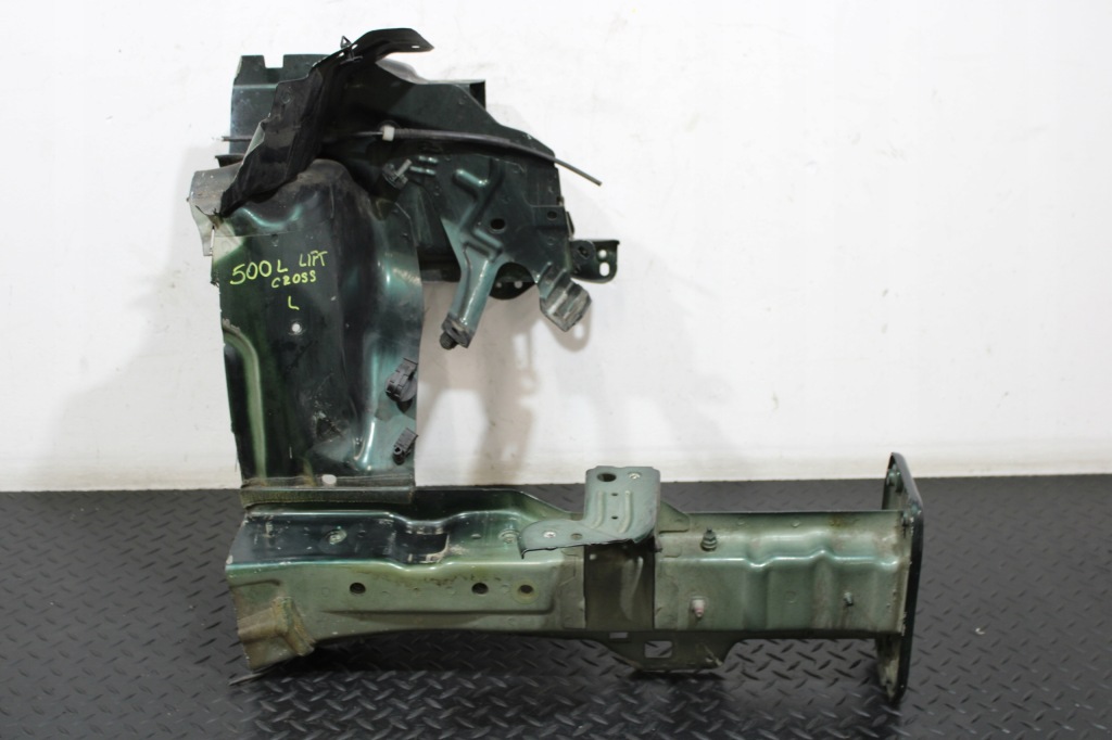 Купити Чверть лонжерон підкрилок лівий перед fiat 500l 500 l cross lift fl