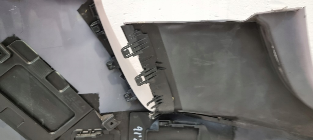 фото №12, Бампер задняя правый lotus eletre